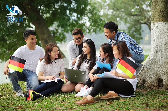 Không giới hạn số lượng du học sinh