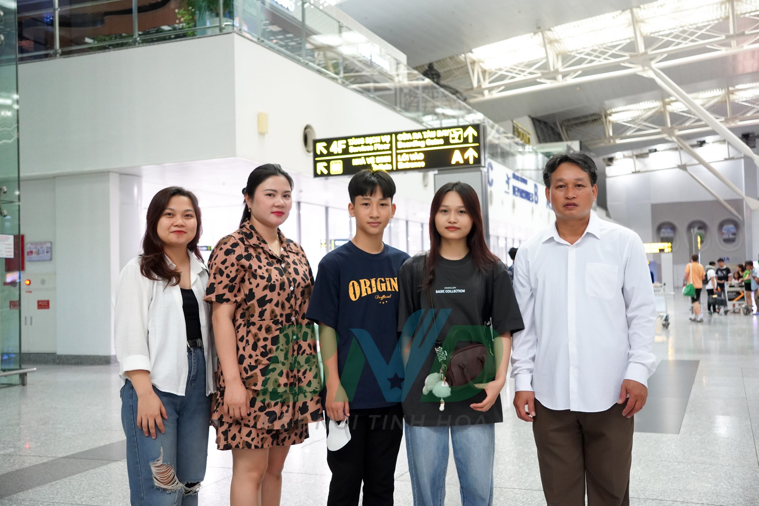 chia tay Quỳnh đi du học nghề Đức